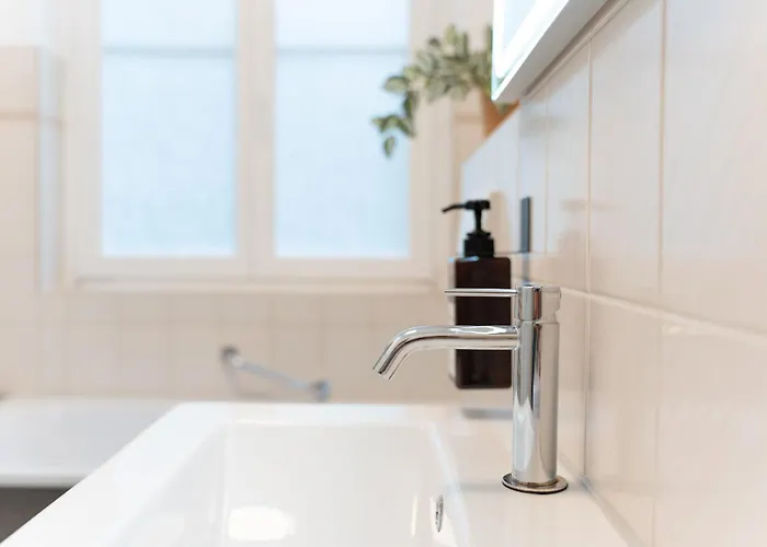 Benville - Stylisch - Familie - Free Parking * بيرنا