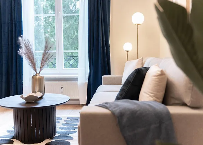 Benville - 54qm Fuer 5 Personen - Ruhige Lage & Stellplatz - Wlan - Zentral - Fahrradkeller